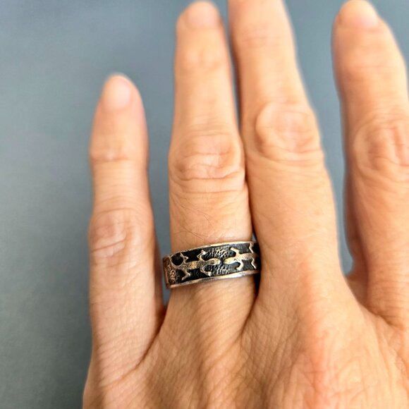 Sterling silver ring with lizards design. - Picture 4 of 8